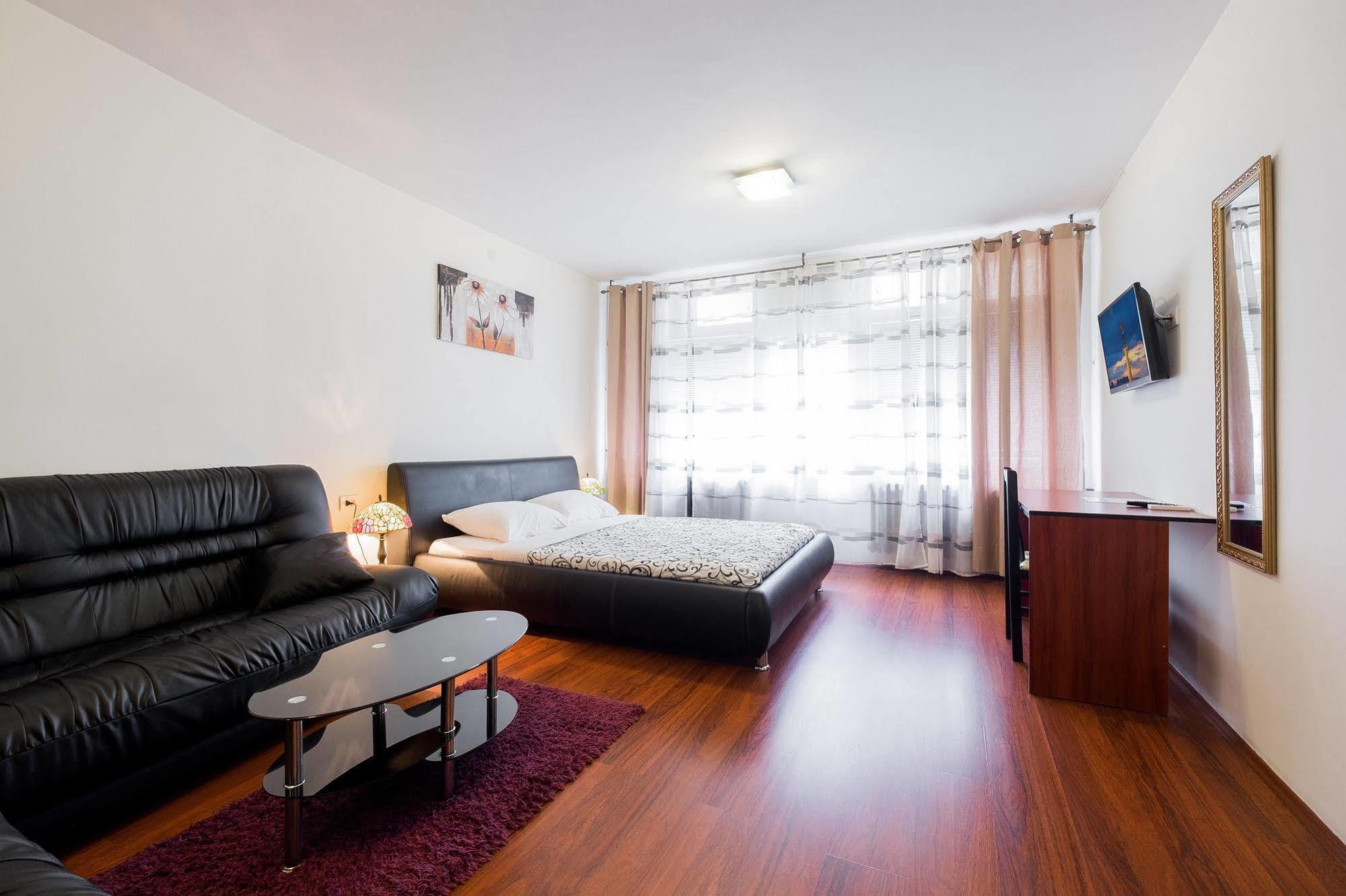 Downtown Apart Hotel Bane Белград Экстерьер фото
